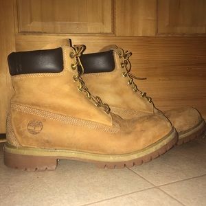 Men’s size 10 Timberlands boots